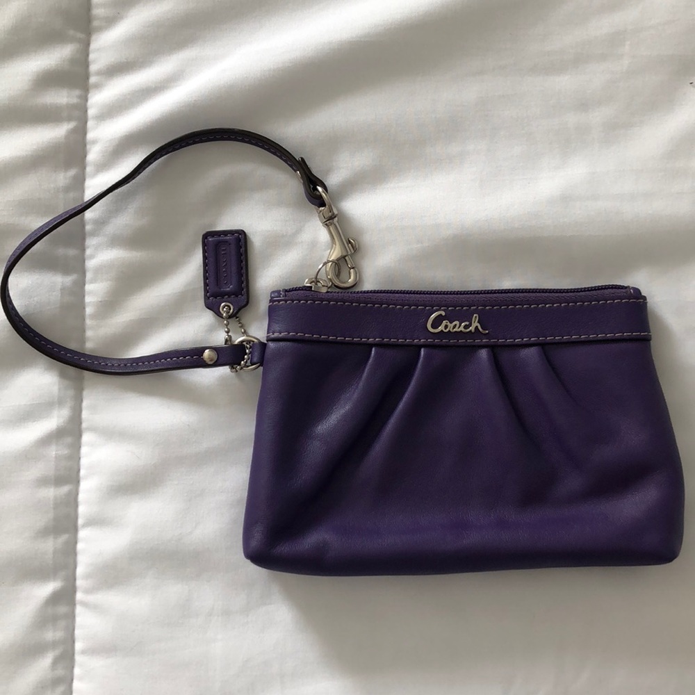 Coach leather wristlet